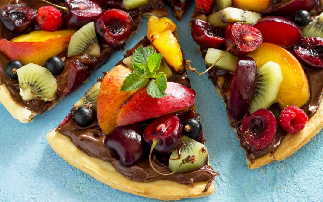 Pizza dessert aux fruits frais